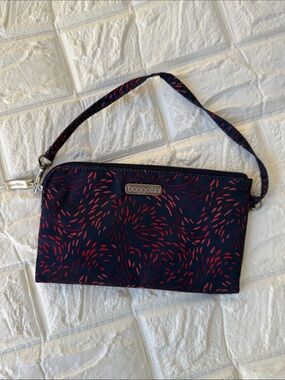Baggallini Olive Wristlet with Orange Trim